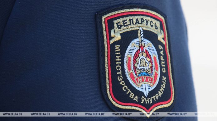 Более 65 тыс. рублей изъяли правоохранители у курьеров телефонных мошенников за сутки