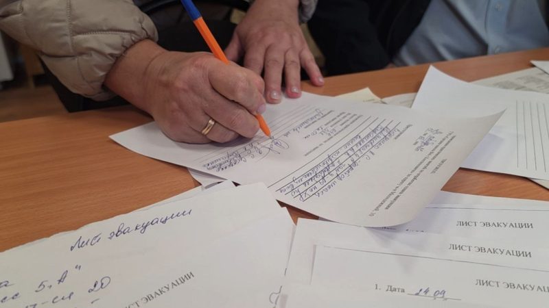 В средней школе №4 прошла плановая эвакуация в рамках Единого дня безопасности